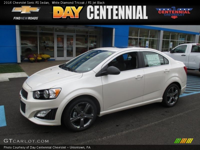 White Diamond Tricoat / RS Jet Black 2016 Chevrolet Sonic RS Sedan