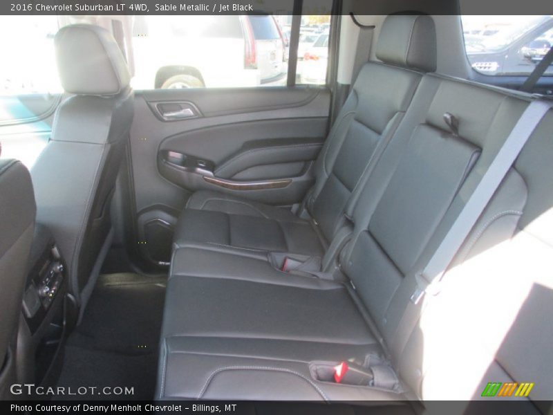 Sable Metallic / Jet Black 2016 Chevrolet Suburban LT 4WD