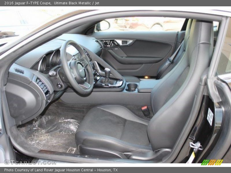 Front Seat of 2016 F-TYPE Coupe