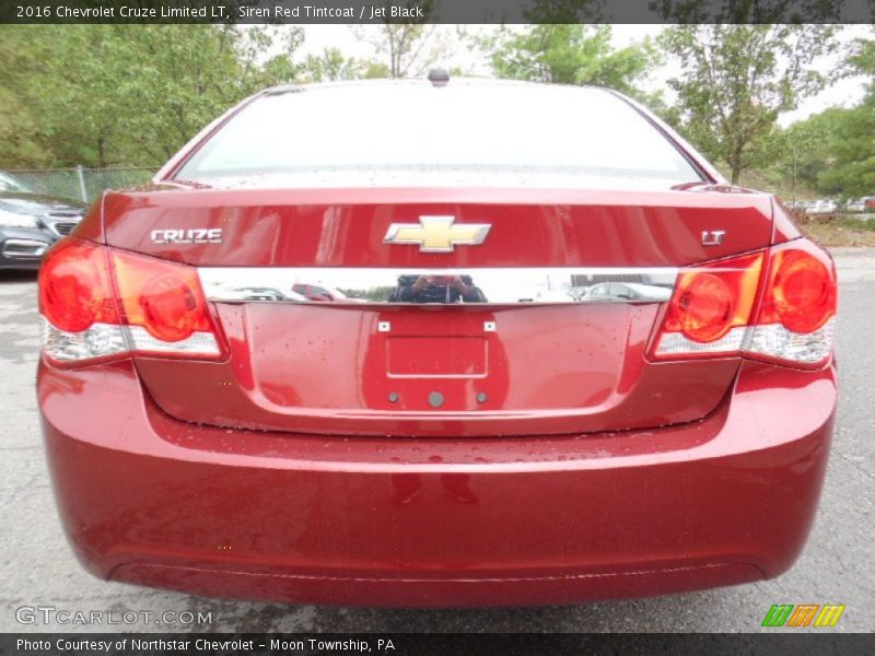 Siren Red Tintcoat / Jet Black 2016 Chevrolet Cruze Limited LT