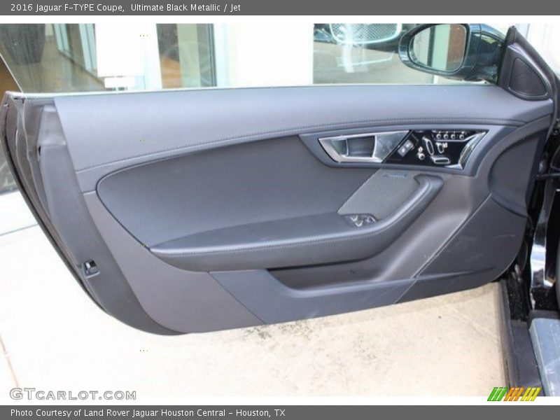 Door Panel of 2016 F-TYPE Coupe