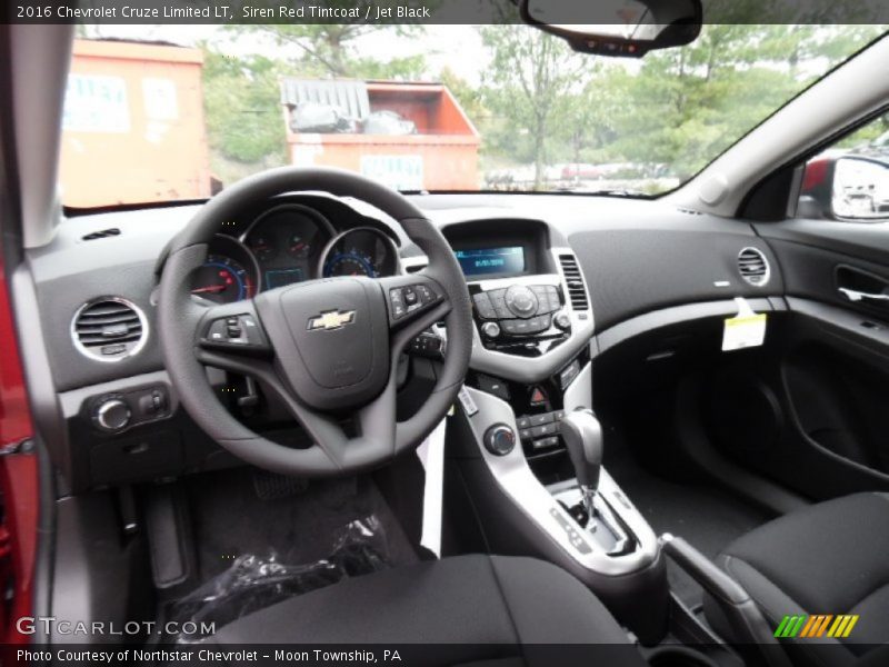Siren Red Tintcoat / Jet Black 2016 Chevrolet Cruze Limited LT