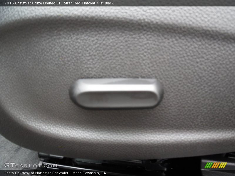 Siren Red Tintcoat / Jet Black 2016 Chevrolet Cruze Limited LT