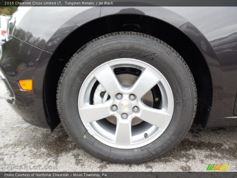 Tungsten Metallic / Jet Black 2016 Chevrolet Cruze Limited LT