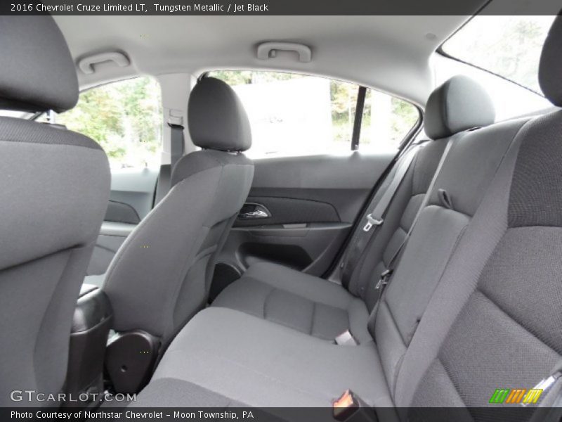 Tungsten Metallic / Jet Black 2016 Chevrolet Cruze Limited LT