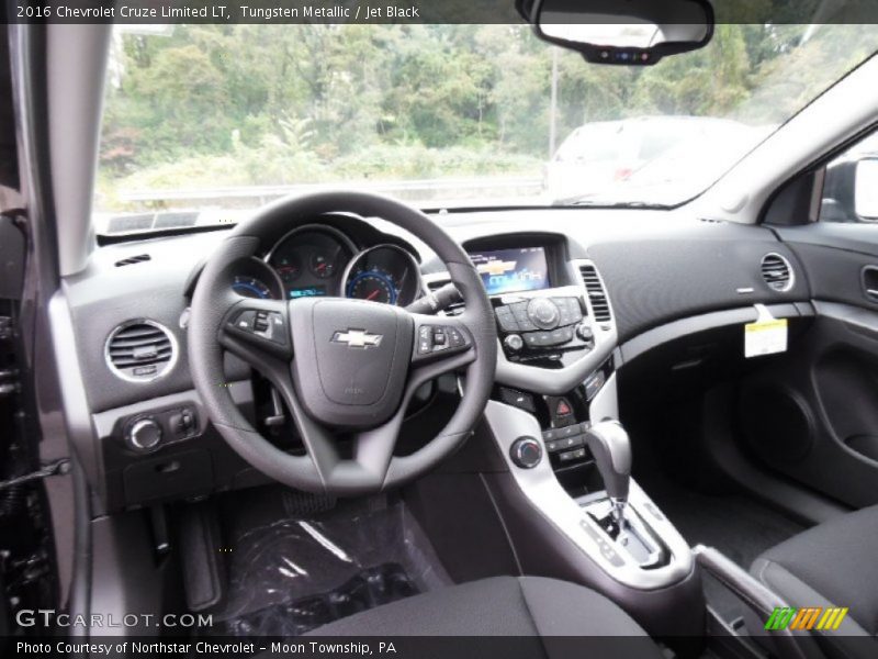 Tungsten Metallic / Jet Black 2016 Chevrolet Cruze Limited LT