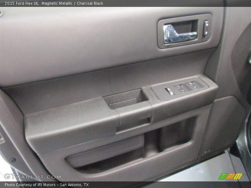 Magnetic Metallic / Charcoal Black 2015 Ford Flex SE