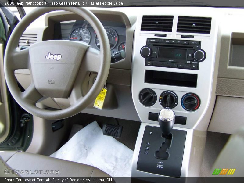 Jeep Green Metallic / Pastel Pebble Beige 2008 Jeep Patriot Sport