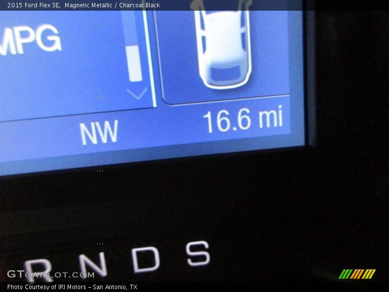 Magnetic Metallic / Charcoal Black 2015 Ford Flex SE