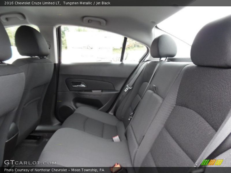 Tungsten Metallic / Jet Black 2016 Chevrolet Cruze Limited LT