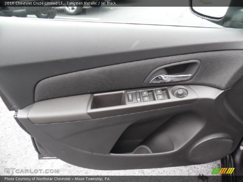 Tungsten Metallic / Jet Black 2016 Chevrolet Cruze Limited LT