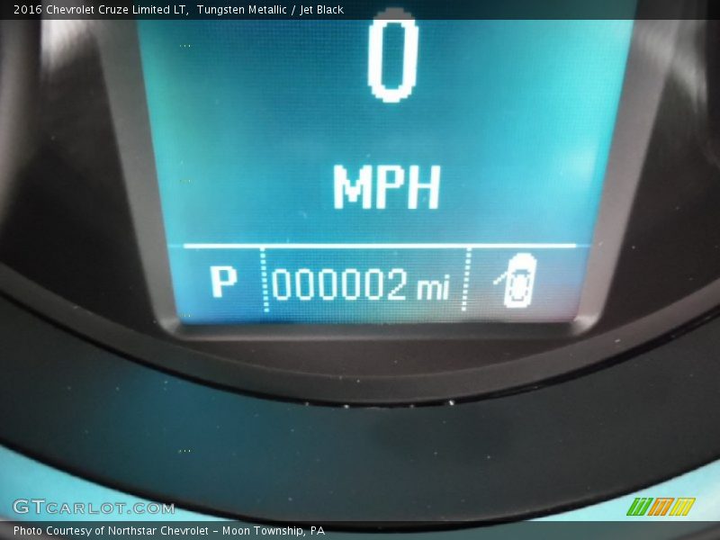Tungsten Metallic / Jet Black 2016 Chevrolet Cruze Limited LT