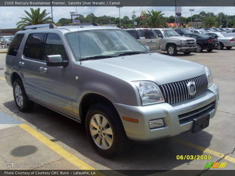 Satellite Silver Metallic / Camel 2006 Mercury Mountaineer Premier