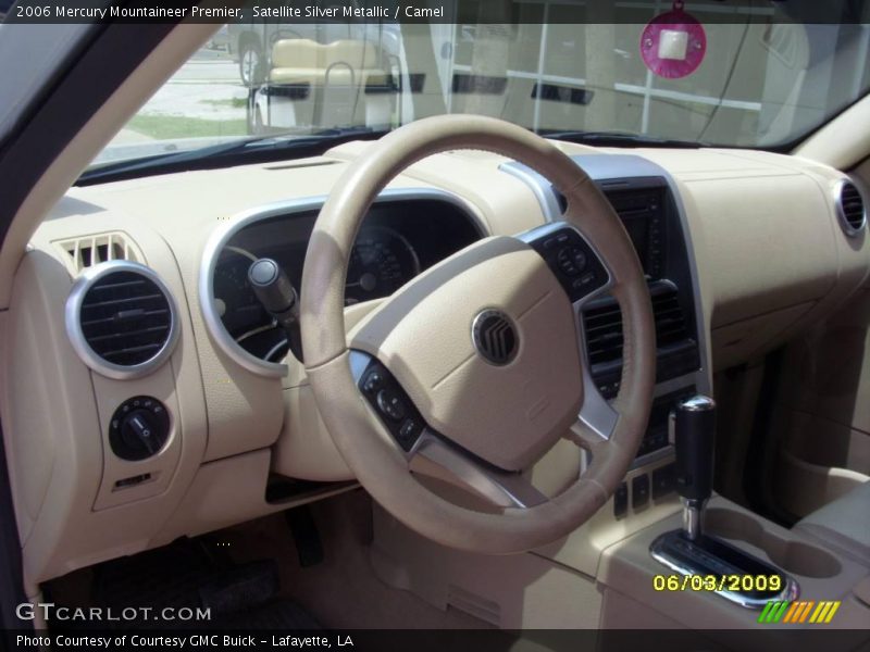 Satellite Silver Metallic / Camel 2006 Mercury Mountaineer Premier
