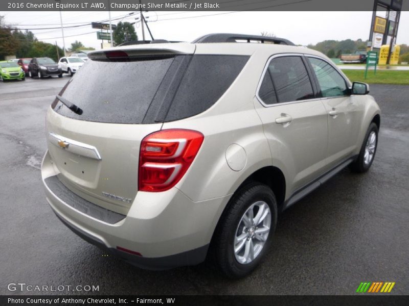 Champagne Silver Metallic / Jet Black 2016 Chevrolet Equinox LT AWD