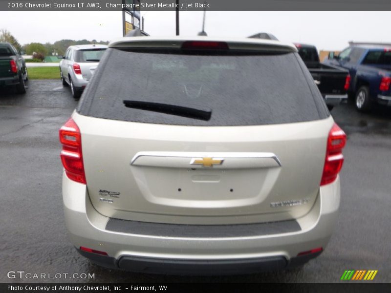 Champagne Silver Metallic / Jet Black 2016 Chevrolet Equinox LT AWD