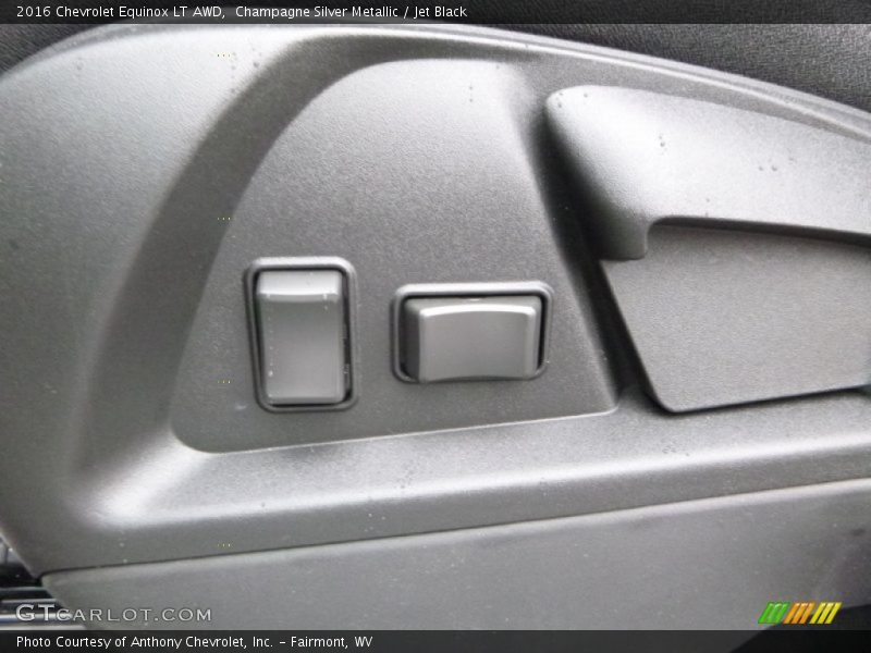 Champagne Silver Metallic / Jet Black 2016 Chevrolet Equinox LT AWD