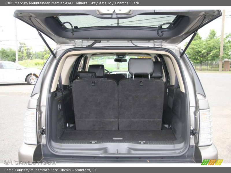 Mineral Grey Metallic / Charcoal Black 2006 Mercury Mountaineer Premier AWD