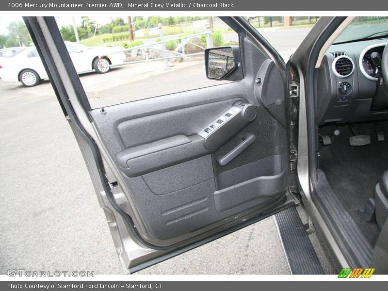 Mineral Grey Metallic / Charcoal Black 2006 Mercury Mountaineer Premier AWD