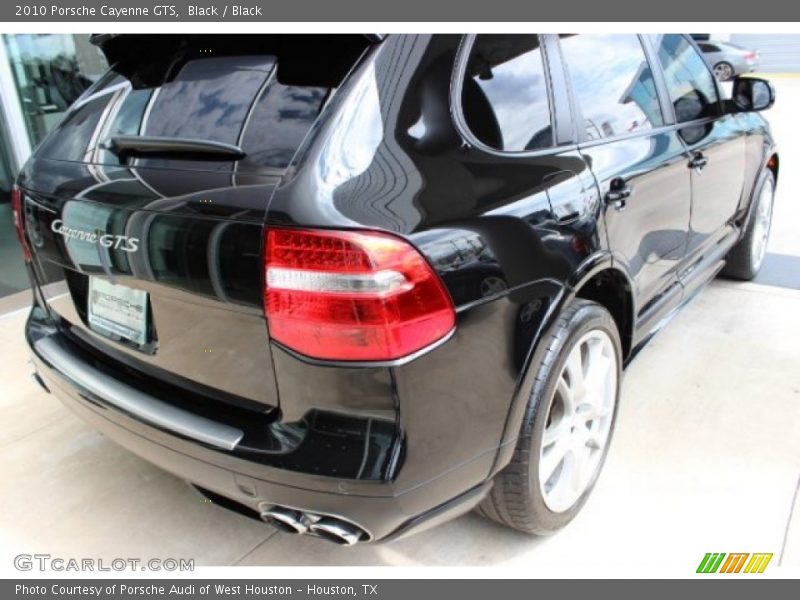 Black / Black 2010 Porsche Cayenne GTS