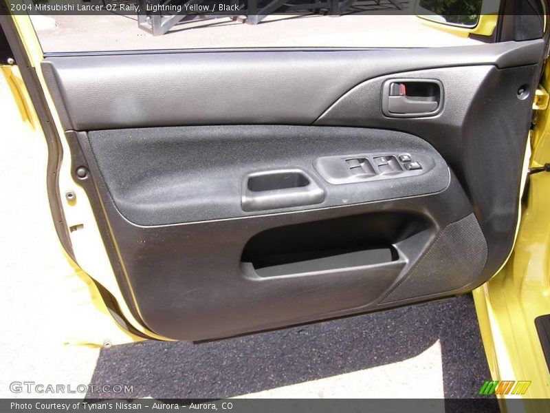 Lightning Yellow / Black 2004 Mitsubishi Lancer OZ Rally