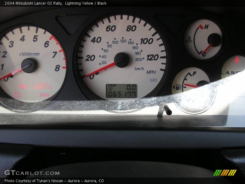 Lightning Yellow / Black 2004 Mitsubishi Lancer OZ Rally