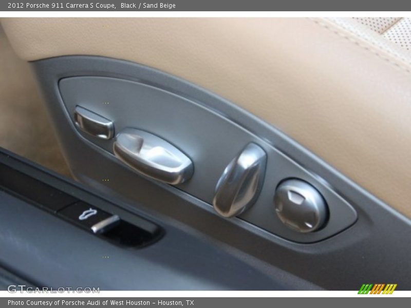 Black / Sand Beige 2012 Porsche 911 Carrera S Coupe