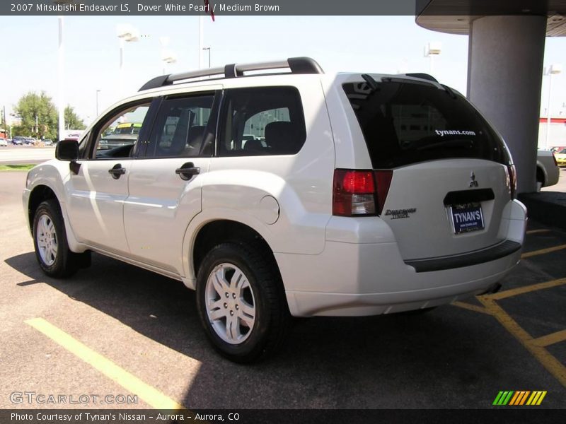Dover White Pearl / Medium Brown 2007 Mitsubishi Endeavor LS