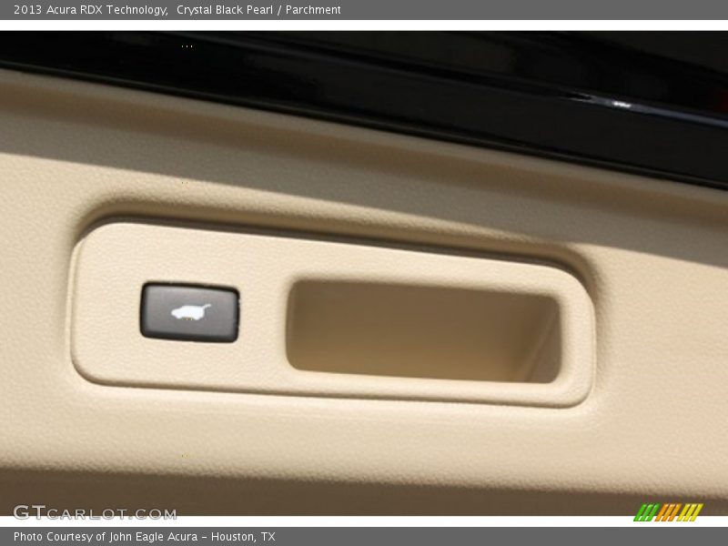 Crystal Black Pearl / Parchment 2013 Acura RDX Technology