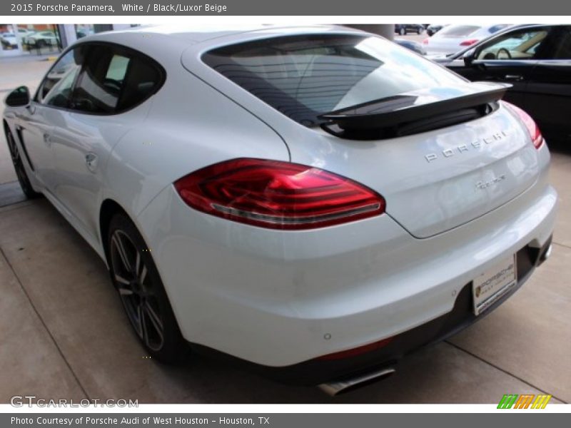 White / Black/Luxor Beige 2015 Porsche Panamera