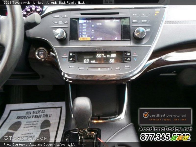 Attitude Black Pearl / Black 2013 Toyota Avalon Limited