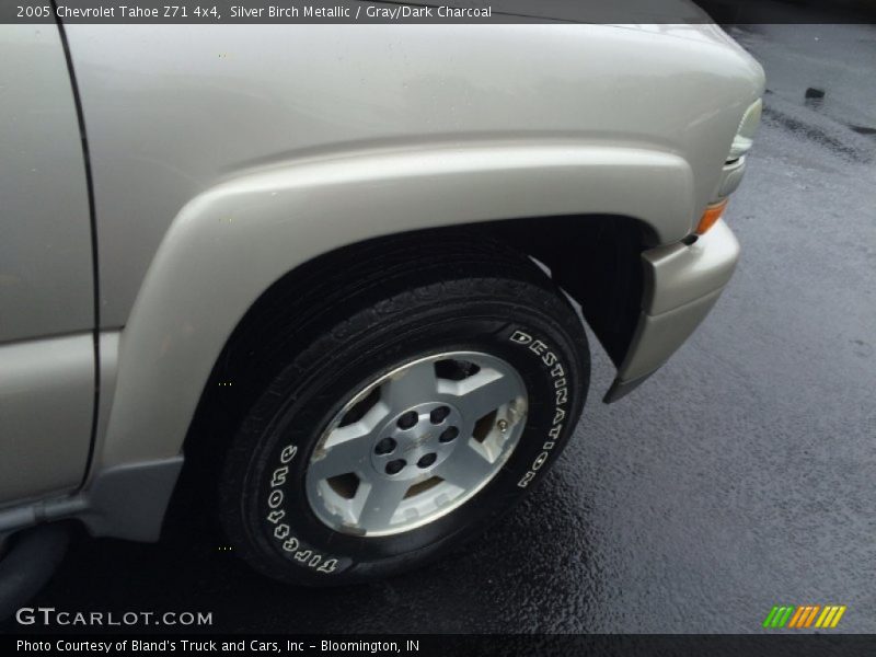 Silver Birch Metallic / Gray/Dark Charcoal 2005 Chevrolet Tahoe Z71 4x4