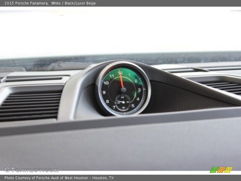 White / Black/Luxor Beige 2015 Porsche Panamera