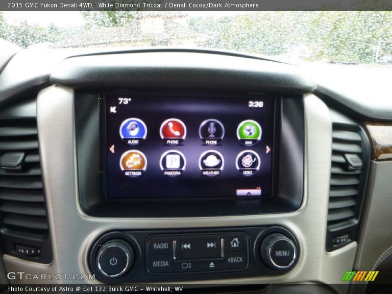 White Diamond Tricoat / Denali Cocoa/Dark Atmosphere 2015 GMC Yukon Denali 4WD