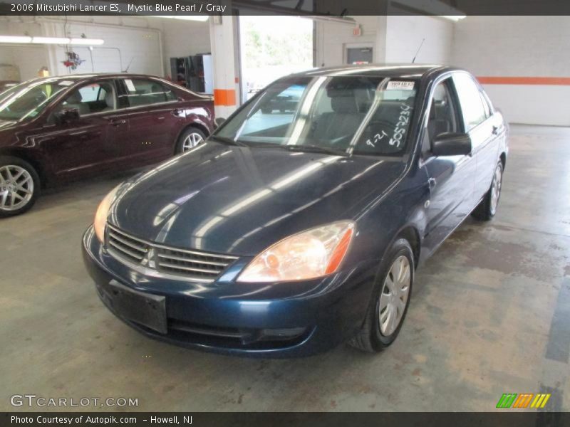 Front 3/4 View of 2006 Lancer ES