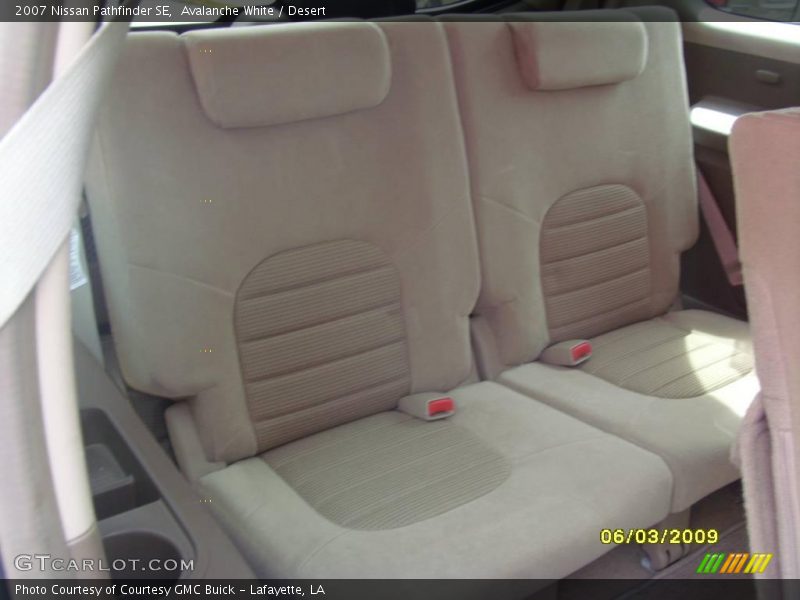 Avalanche White / Desert 2007 Nissan Pathfinder SE