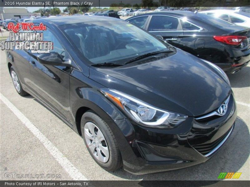 Phantom Black / Gray 2016 Hyundai Elantra SE