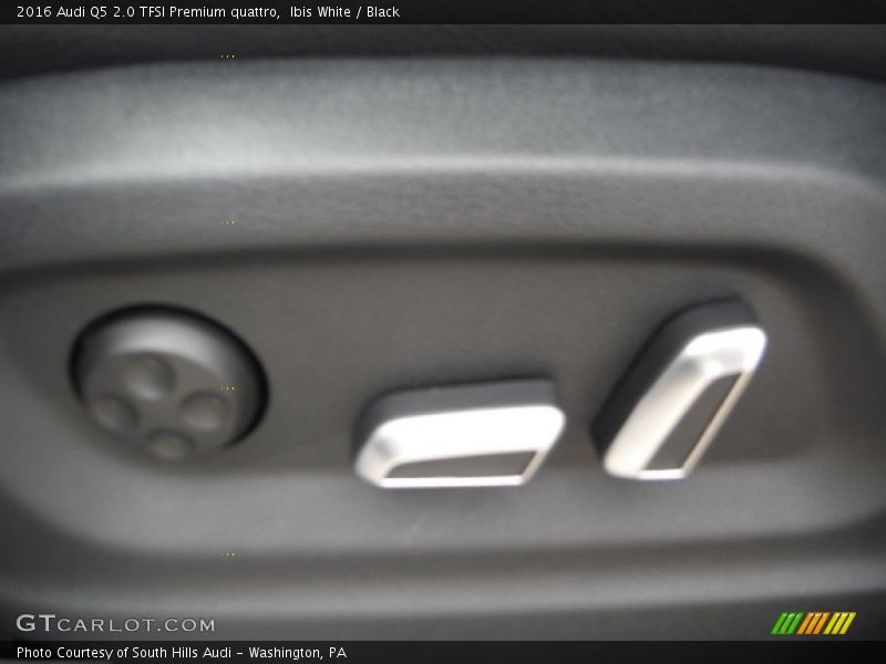 Ibis White / Black 2016 Audi Q5 2.0 TFSI Premium quattro