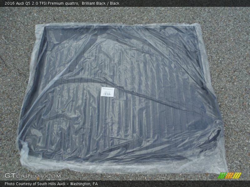 Brilliant Black / Black 2016 Audi Q5 2.0 TFSI Premium quattro