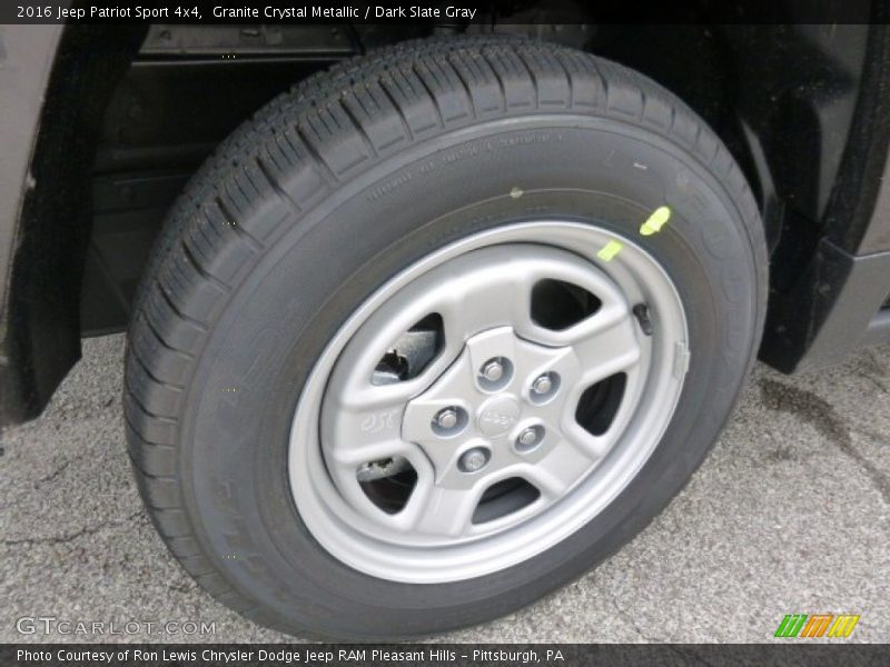Granite Crystal Metallic / Dark Slate Gray 2016 Jeep Patriot Sport 4x4