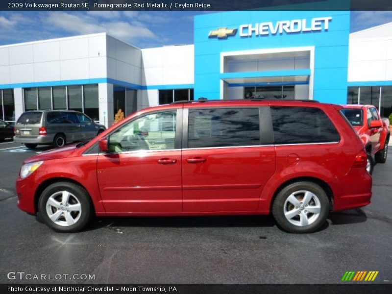 Pomegranate Red Metallic / Ceylon Beige 2009 Volkswagen Routan SE