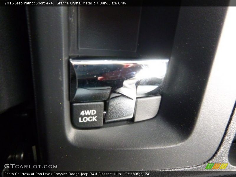 Granite Crystal Metallic / Dark Slate Gray 2016 Jeep Patriot Sport 4x4