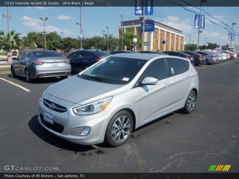 Ultra Black / Beige 2016 Hyundai Accent SE Sedan