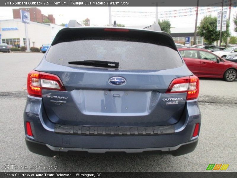 Twilight Blue Metallic / Warm Ivory 2016 Subaru Outback 2.5i Premium