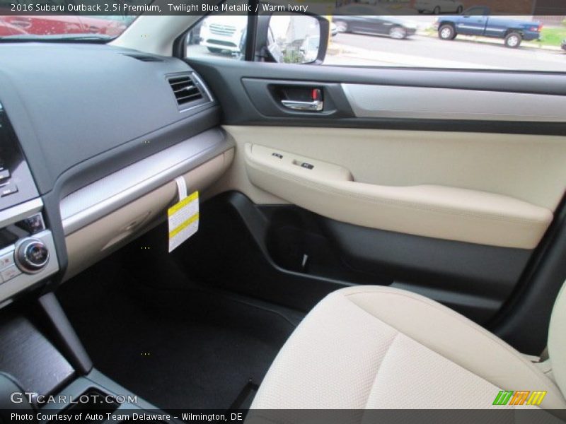 Twilight Blue Metallic / Warm Ivory 2016 Subaru Outback 2.5i Premium