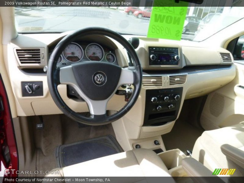 Pomegranate Red Metallic / Ceylon Beige 2009 Volkswagen Routan SE