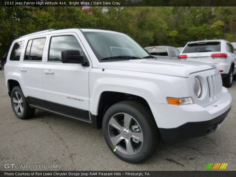 Bright White / Dark Slate Gray 2016 Jeep Patriot High Altitude 4x4