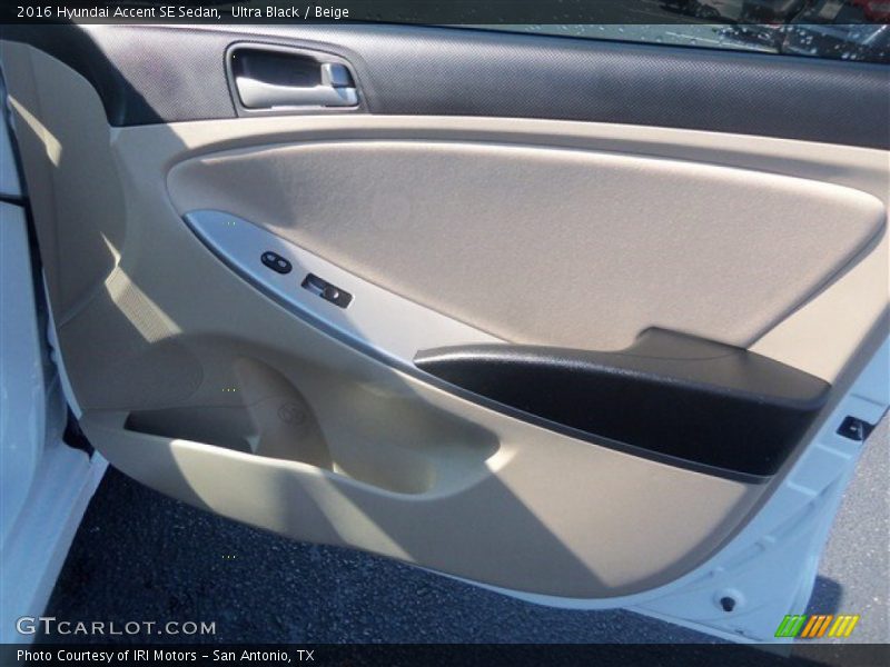 Ultra Black / Beige 2016 Hyundai Accent SE Sedan