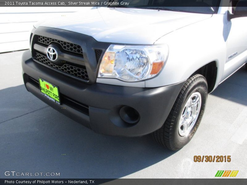 Silver Streak Mica / Graphite Gray 2011 Toyota Tacoma Access Cab