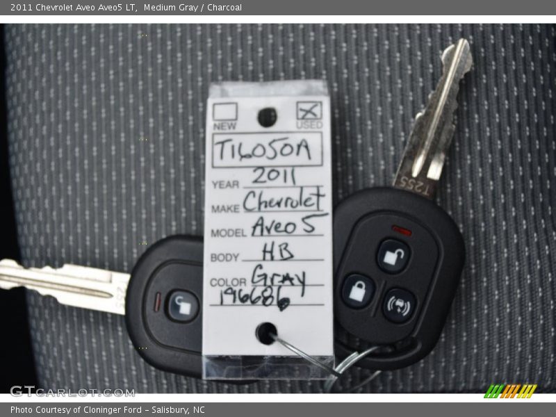 Medium Gray / Charcoal 2011 Chevrolet Aveo Aveo5 LT